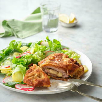 Cordon bleu mit Kartoffel-Gurken-Salat